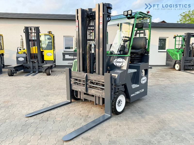 Combilift COMBILIFT C4000CB – TRIPLEX 5200mm – Year 2017 – LPG – FREE LIFT – SIDESHIFT – FORK POSITIONER – CONDITION 5/5 COMBILIFT C4000CB - 4-насочен вилушкар: слика 1 Combilift COMBILIFT C4000CB – TRIPLEX 5200mm – Year 2017 – LPG – FREE LIFT – SIDESHIFT – FORK POSITIONER – CONDITION 5/5 COMBILIFT C4000CB - 4-насочен вилушкар: слика 1