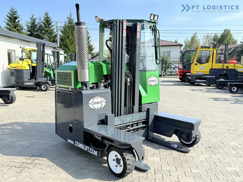 Combilift Combilift C2500 / GAS / TRIPLEX 4900MM / FREE LIFT / ONLY 2446 HOURS / FORK POSITIONER / FULL CABIN / PERFECT CONDITION / Wide r - 4-насочен вилушкар: слика 5 Combilift Combilift C2500 / GAS / TRIPLEX 4900MM / FREE LIFT / ONLY 2446 HOURS / FORK POSITIONER / FULL CABIN / PERFECT CONDITION / Wide r - 4-насочен вилушкар: слика 5