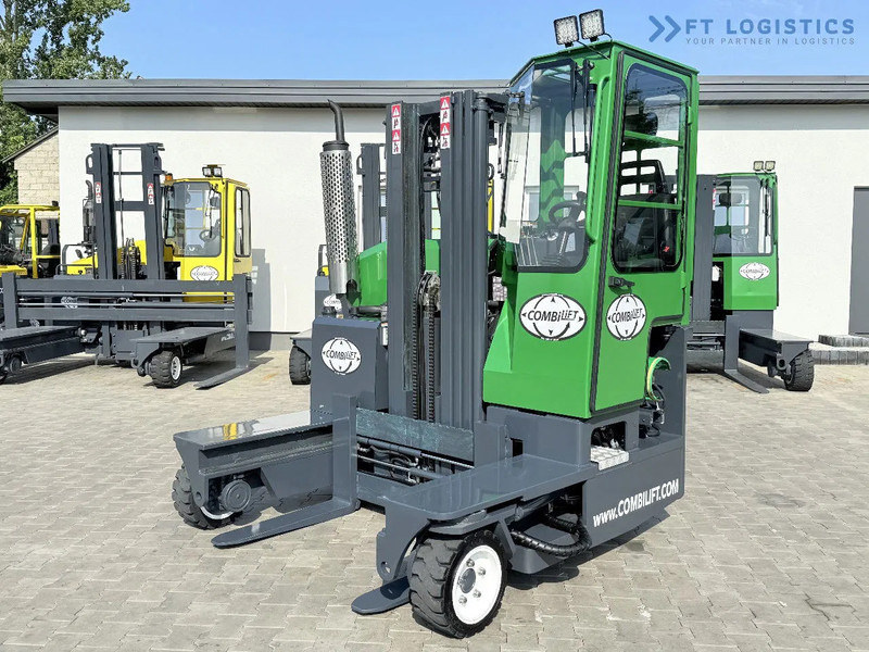 Combilift Combilift C2500 / GAS / TRIPLEX 4900MM / FREE LIFT / ONLY 2446 HOURS / FORK POSITIONER / FULL CABIN / PERFECT CONDITION / Wide r - 4-насочен вилушкар: слика 1 Combilift Combilift C2500 / GAS / TRIPLEX 4900MM / FREE LIFT / ONLY 2446 HOURS / FORK POSITIONER / FULL CABIN / PERFECT CONDITION / Wide r - 4-насочен вилушкар: слика 1