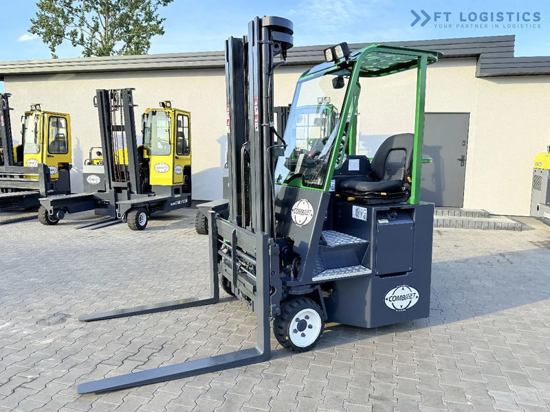 Combilift Combilift C2500CB / TRIPLEX / 5500MM / FREE LIFT / DIESEL / ONLY 3768 MTH / FORK POSITIONER / SIDE SHIFT / NEW TYRES / LIKE NEW - 4-насочен вилушкар: слика 2 Combilift Combilift C2500CB / TRIPLEX / 5500MM / FREE LIFT / DIESEL / ONLY 3768 MTH / FORK POSITIONER / SIDE SHIFT / NEW TYRES / LIKE NEW - 4-насочен вилушкар: слика 2