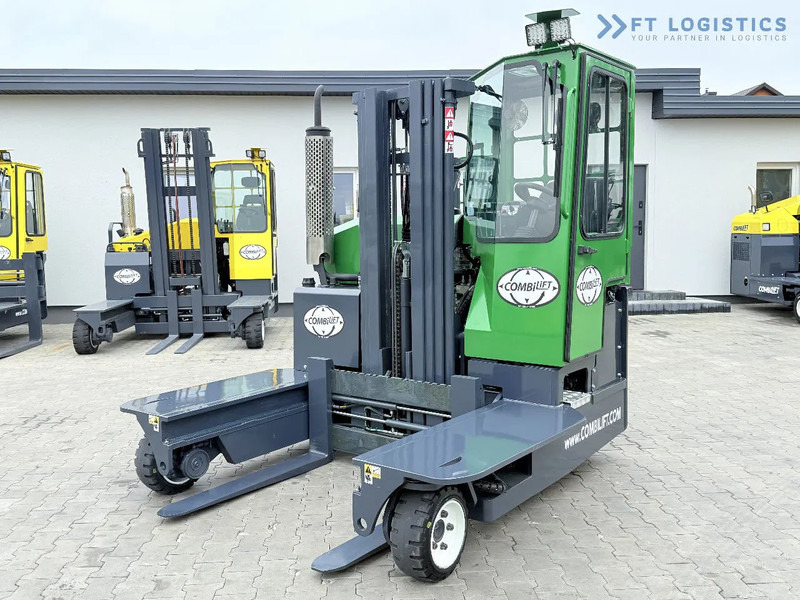 Combilift Combilift C3000 / DIESEL / TRIPLEX 4900MM / FREE LIFT / FORK POSITIONER / HEATING / FULL CABIN / PERFECT CONDITION / Wide range - 4-насочен вилушкар: слика 4 Combilift Combilift C3000 / DIESEL / TRIPLEX 4900MM / FREE LIFT / FORK POSITIONER / HEATING / FULL CABIN / PERFECT CONDITION / Wide range - 4-насочен вилушкар: слика 4