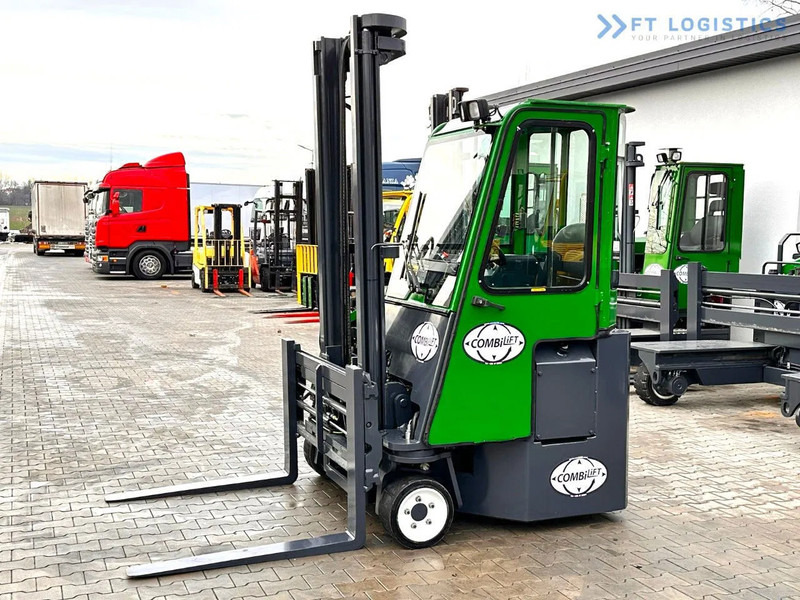 Combilift Combilift C3000CB - DUPLEX 4000mm - Year 2015 - / CABIN - HEATING / ONLY 6546 MTH / EXCELLENT CONDITION / LIKE NEW! Combilift C3 - 4-насочен вилушкар: слика 3 Combilift Combilift C3000CB - DUPLEX 4000mm - Year 2015 - / CABIN - HEATING / ONLY 6546 MTH / EXCELLENT CONDITION / LIKE NEW! Combilift C3 - 4-насочен вилушкар: слика 3