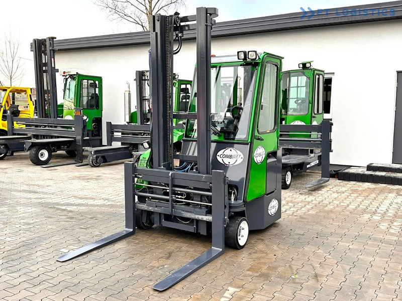 Combilift Combilift C3000CB - DUPLEX 4000mm - Year 2015 - / CABIN - HEATING / ONLY 6546 MTH / EXCELLENT CONDITION / LIKE NEW! Combilift C3 - 4-насочен вилушкар: слика 2 Combilift Combilift C3000CB - DUPLEX 4000mm - Year 2015 - / CABIN - HEATING / ONLY 6546 MTH / EXCELLENT CONDITION / LIKE NEW! Combilift C3 - 4-насочен вилушкар: слика 2