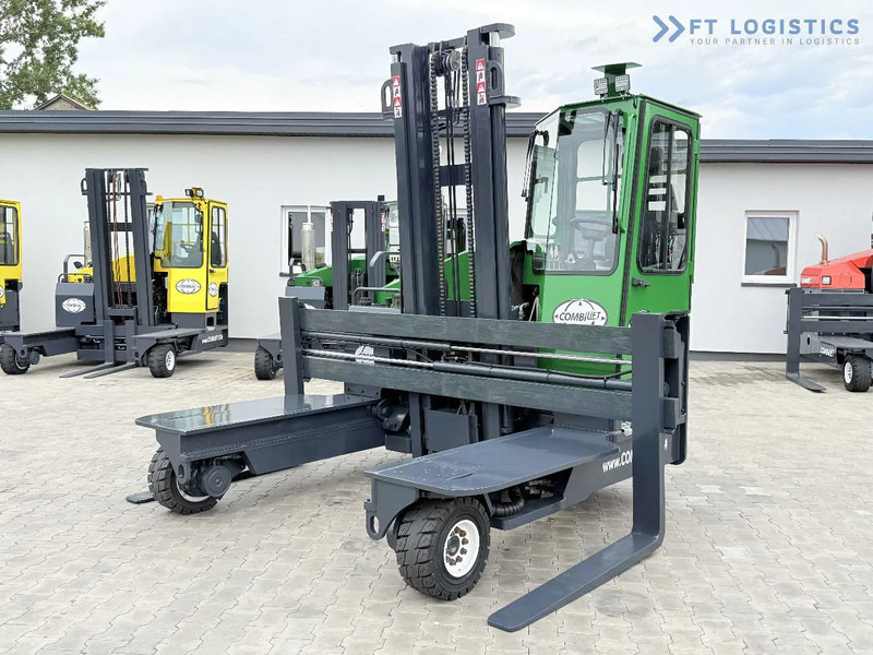 Combilift Combilift C4500 / DIESEL / DUPLEX 4000MM / WIDE FORK POSITIONER / HEATING / FULL CABIN / PERFECT CONDITION / Wide range of four- - 4-насочен вилушкар: слика 3 Combilift Combilift C4500 / DIESEL / DUPLEX 4000MM / WIDE FORK POSITIONER / HEATING / FULL CABIN / PERFECT CONDITION / Wide range of four- - 4-насочен вилушкар: слика 3