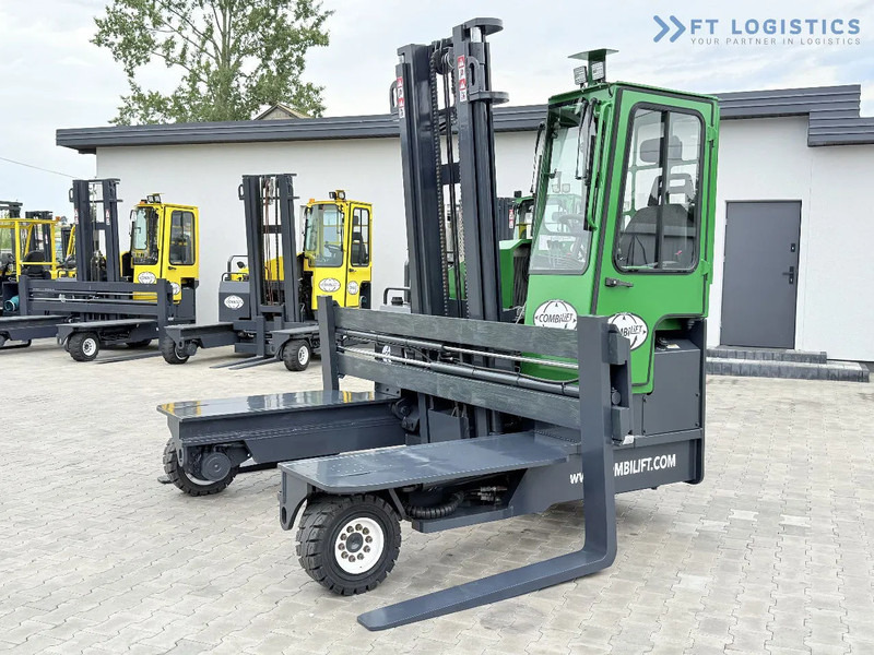 Combilift Combilift C4500 / DIESEL / DUPLEX 4000MM / WIDE FORK POSITIONER / HEATING / FULL CABIN / PERFECT CONDITION / Wide range of four- - 4-насочен вилушкар: слика 2 Combilift Combilift C4500 / DIESEL / DUPLEX 4000MM / WIDE FORK POSITIONER / HEATING / FULL CABIN / PERFECT CONDITION / Wide range of four- - 4-насочен вилушкар: слика 2