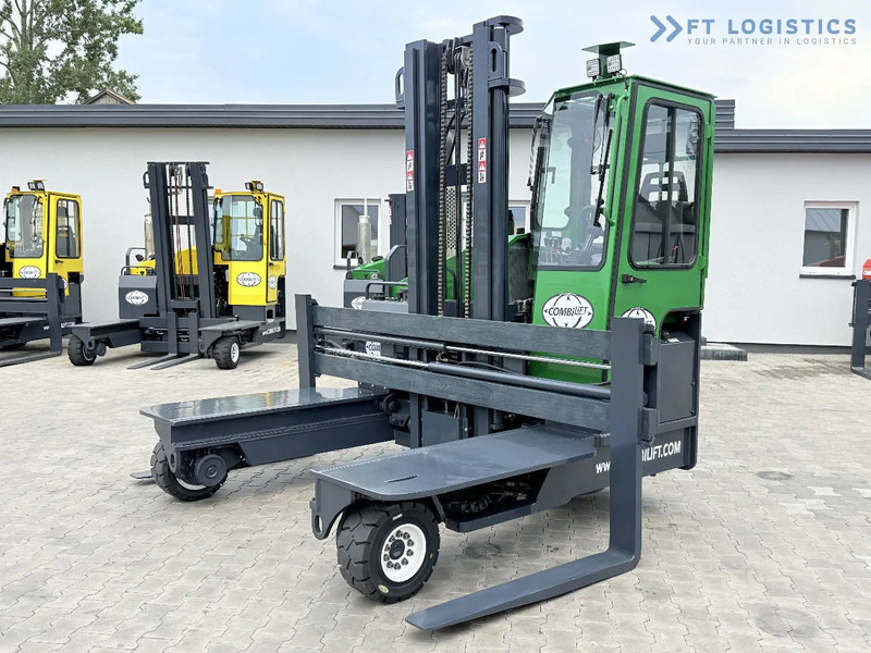 Combilift Combilift C4500 / DIESEL / DUPLEX 4000MM / WIDE FORK POSITIONER / HEATING / FULL CABIN / PERFECT CONDITION / Wide range of four- - 4-насочен вилушкар: слика 2 Combilift Combilift C4500 / DIESEL / DUPLEX 4000MM / WIDE FORK POSITIONER / HEATING / FULL CABIN / PERFECT CONDITION / Wide range of four- - 4-насочен вилушкар: слика 2