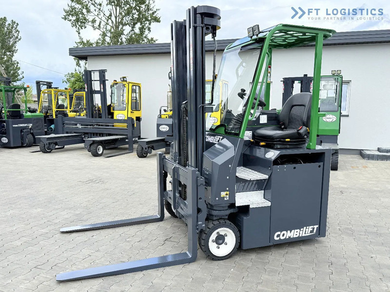 Combilift Combilift CBE2500 / TRIPLEX / 5500MM / FREE LIFT / ELECTRIC DRIVE / ONLY 2300 MTH / FORK POSITIONER / SIDE SHIFT / NEW TYRES / L - 4-насочен вилушкар: слика 2 Combilift Combilift CBE2500 / TRIPLEX / 5500MM / FREE LIFT / ELECTRIC DRIVE / ONLY 2300 MTH / FORK POSITIONER / SIDE SHIFT / NEW TYRES / L - 4-насочен вилушкар: слика 2