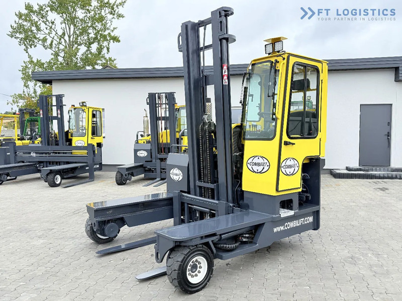 Combilift Combilift FOUR-WAY / MULTI-DIRECTIONAL FORKLIFT C4000 / GAS / DUPLEX 4600MM / ONLY 5614 OPERATING HOURS / FORK POSITIONER / FULL - 4-насочен вилушкар: слика 1 Combilift Combilift FOUR-WAY / MULTI-DIRECTIONAL FORKLIFT C4000 / GAS / DUPLEX 4600MM / ONLY 5614 OPERATING HOURS / FORK POSITIONER / FULL - 4-насочен вилушкар: слика 1