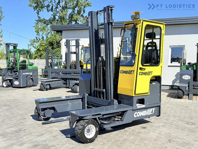 Combilift Combilift FOUR-WAY MULTIDIRECTIONAL FORKLIFT C4000 / DIESEL / DUPLEX 4100MM / ONLY 2888 HOURS / FORK POSITIONER / FULL CABIN – H - 4-насочен вилушкар: слика 2 Combilift Combilift FOUR-WAY MULTIDIRECTIONAL FORKLIFT C4000 / DIESEL / DUPLEX 4100MM / ONLY 2888 HOURS / FORK POSITIONER / FULL CABIN – H - 4-насочен вилушкар: слика 2
