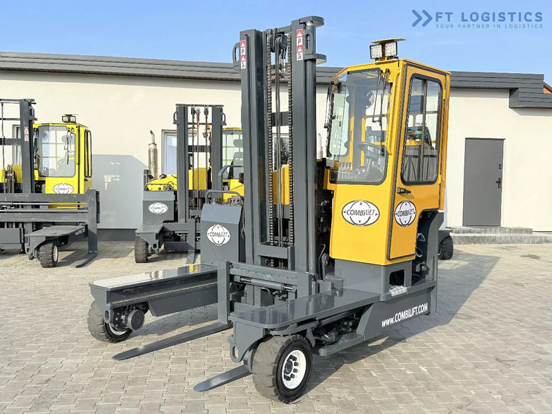 Combilift Combilift FOUR-WAY MULTIDIRECTIONAL FORKLIFT C4000 / GAS / DUPLEX 4500MM / ONLY 6604 HOURS / SIDE SHIFT / FULL CABIN / PERFECT C - 4-насочен вилушкар: слика 1 Combilift Combilift FOUR-WAY MULTIDIRECTIONAL FORKLIFT C4000 / GAS / DUPLEX 4500MM / ONLY 6604 HOURS / SIDE SHIFT / FULL CABIN / PERFECT C - 4-насочен вилушкар: слика 1