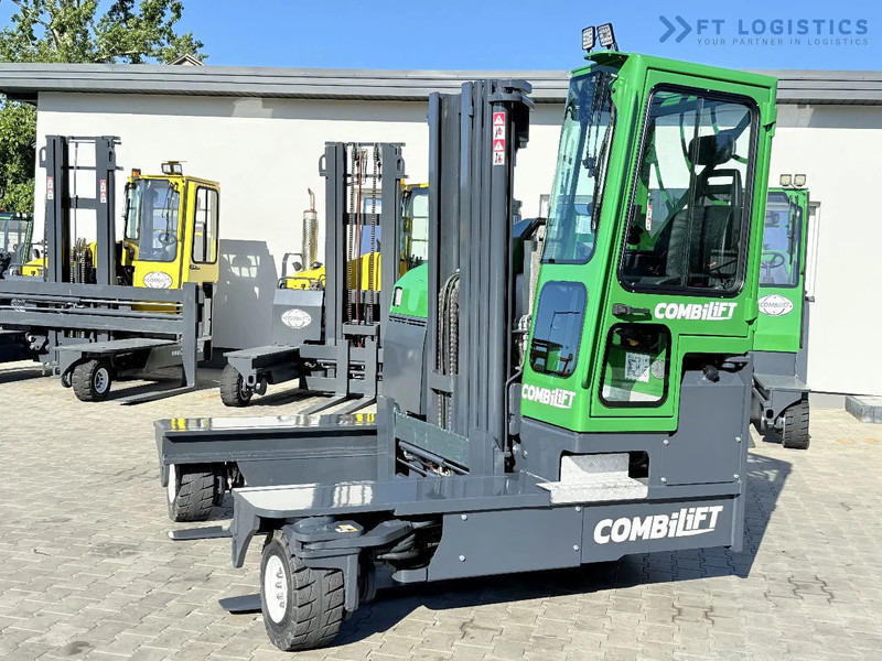 Combilift Combilift FOUR-WAY MULTIDIRECTIONAL FORKLIFT C4500 / DIESEL / TRIPLEX 4900MM / ONLY 4854 HOURS / FORK POSITIONER / FULL CABIN – - 4-насочен вилушкар: слика 3 Combilift Combilift FOUR-WAY MULTIDIRECTIONAL FORKLIFT C4500 / DIESEL / TRIPLEX 4900MM / ONLY 4854 HOURS / FORK POSITIONER / FULL CABIN – - 4-насочен вилушкар: слика 3