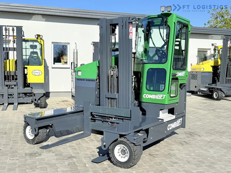 Combilift Combilift FOUR-WAY MULTIDIRECTIONAL FORKLIFT C4500 / DIESEL / TRIPLEX 4900MM / ONLY 4854 HOURS / FORK POSITIONER / FULL CABIN – - 4-насочен вилушкар: слика 1 Combilift Combilift FOUR-WAY MULTIDIRECTIONAL FORKLIFT C4500 / DIESEL / TRIPLEX 4900MM / ONLY 4854 HOURS / FORK POSITIONER / FULL CABIN – - 4-насочен вилушкар: слика 1