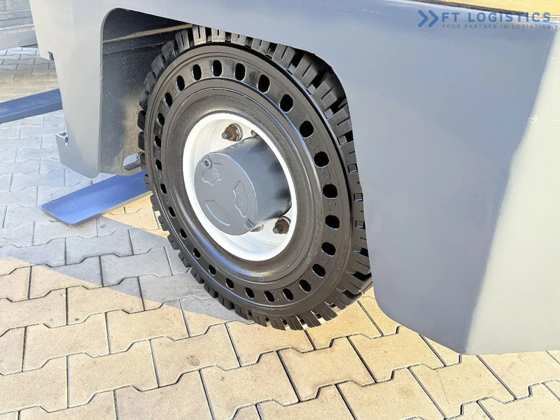 Combilift Combilift SIDE LOADER / C5000FSL / DIESEL / DUPLEX 4100MM / ONLY 2573 HOURS / FULL CABIN / PERFECT CONDITION / NEW TYRES / Wide - Бочен утоварувач: слика 5 Combilift Combilift SIDE LOADER / C5000FSL / DIESEL / DUPLEX 4100MM / ONLY 2573 HOURS / FULL CABIN / PERFECT CONDITION / NEW TYRES / Wide - Бочен утоварувач: слика 5