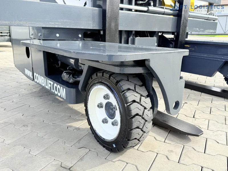 Combilift FOUR-WAY / MULTI-DIRECTIONAL FORKLIFT / ONLY 491 HOURS / C2500 / GAS / DUPLEX 4600MM / SHORT – ONLY 1900MM / WIDTH 2700MM WITH F - 4-насочен вилушкар: слика 5 Combilift FOUR-WAY / MULTI-DIRECTIONAL FORKLIFT / ONLY 491 HOURS / C2500 / GAS / DUPLEX 4600MM / SHORT – ONLY 1900MM / WIDTH 2700MM WITH F - 4-насочен вилушкар: слика 5