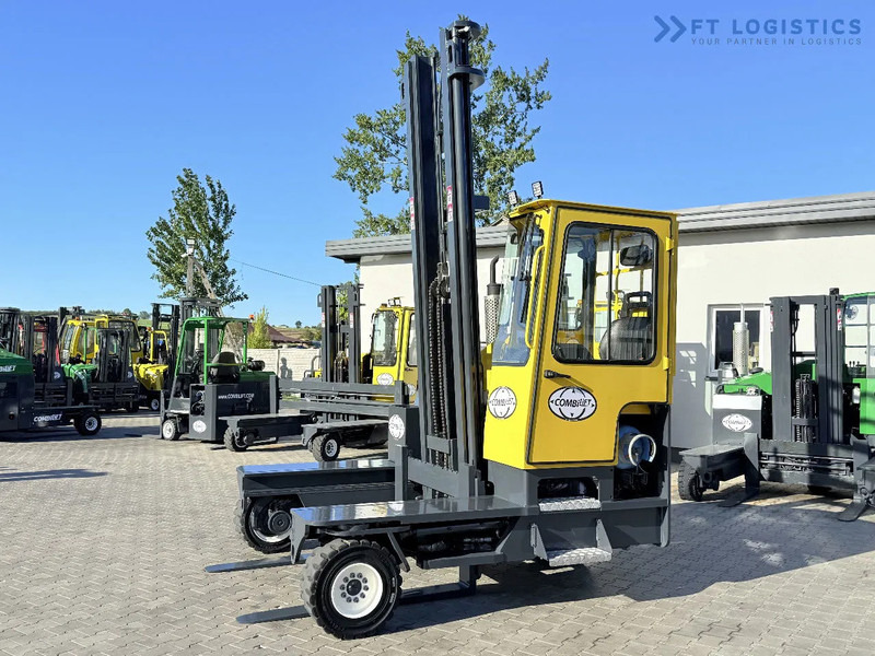 Combilift FOUR-WAY MULTIDIRECTIONAL FORKLIFT C5000 / GAS / TRIPLEX 6000MM / ONLY 4263 HOURS / FORK POSITIONER / EXCELLENT CONDITION / Wide - 4-насочен вилушкар: слика 3 Combilift FOUR-WAY MULTIDIRECTIONAL FORKLIFT C5000 / GAS / TRIPLEX 6000MM / ONLY 4263 HOURS / FORK POSITIONER / EXCELLENT CONDITION / Wide - 4-насочен вилушкар: слика 3