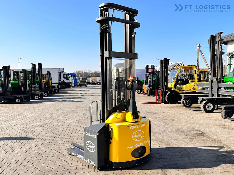 Combilift WR-4 / DUPLEX / 4.5M / 2017 / ONLY 30 MTH / LIKE NEW / 1500KG - Сложувач: слика 5 Combilift WR-4 / DUPLEX / 4.5M / 2017 / ONLY 30 MTH / LIKE NEW / 1500KG - Сложувач: слика 5