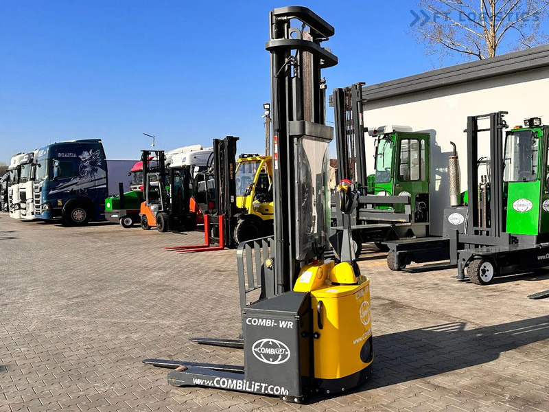 Combilift WR-4 / DUPLEX / 4.5M / 2017 / ONLY 30 MTH / LIKE NEW / 1500KG - Сложувач: слика 1 Combilift WR-4 / DUPLEX / 4.5M / 2017 / ONLY 30 MTH / LIKE NEW / 1500KG - Сложувач: слика 1