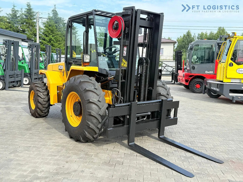 JCB 940 / DIESEL / TRIPLEX 4500MM / FORK POSITIONER / SIDE SHIFT / 4T / NEW TYRES / LIKE NEW 940 / DIESEL / TRIPLEX 4500MM / FORK PO - Вилушкар за груб терен: слика 5 JCB 940 / DIESEL / TRIPLEX 4500MM / FORK POSITIONER / SIDE SHIFT / 4T / NEW TYRES / LIKE NEW 940 / DIESEL / TRIPLEX 4500MM / FORK PO - Вилушкар за груб терен: слика 5