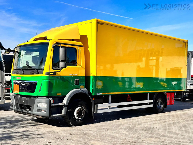 MAN TGM 15.250 MAN TGM 15.250 4X2 / CONTAINER - 16 PALLETS / TAIL LIFT / TIRES 80% / PERFECT CONDITION - Камион сандучар: слика 1 MAN TGM 15.250 MAN TGM 15.250 4X2 / CONTAINER - 16 PALLETS / TAIL LIFT / TIRES 80% / PERFECT CONDITION - Камион сандучар: слика 1