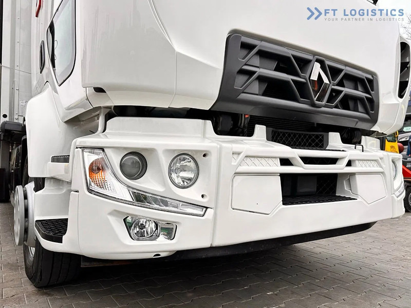 Renault Midlum 250 Renault D 250 / AUTOMATIC / 4X2 / 18 PALLETS / TAIL LIFT / SIDE BOARDS / curtainsider truck - Камион со церада: слика 5 Renault Midlum 250 Renault D 250 / AUTOMATIC / 4X2 / 18 PALLETS / TAIL LIFT / SIDE BOARDS / curtainsider truck - Камион со церада: слика 5