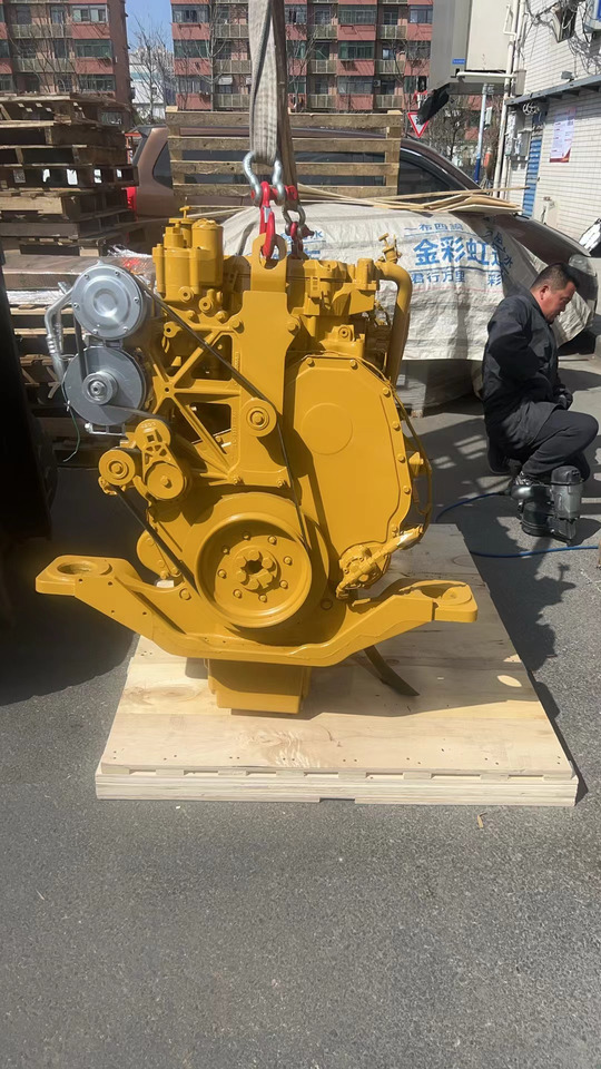 CATERPILLAR C13 - Мотор: слика 1 CATERPILLAR C13 - Мотор: слика 1