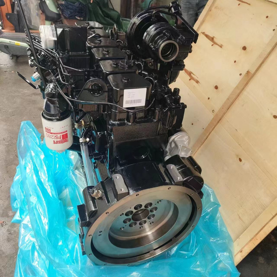 CUMMINS 6BT5.9 - Мотор за Багер: слика 1 CUMMINS 6BT5.9 - Мотор за Багер: слика 1