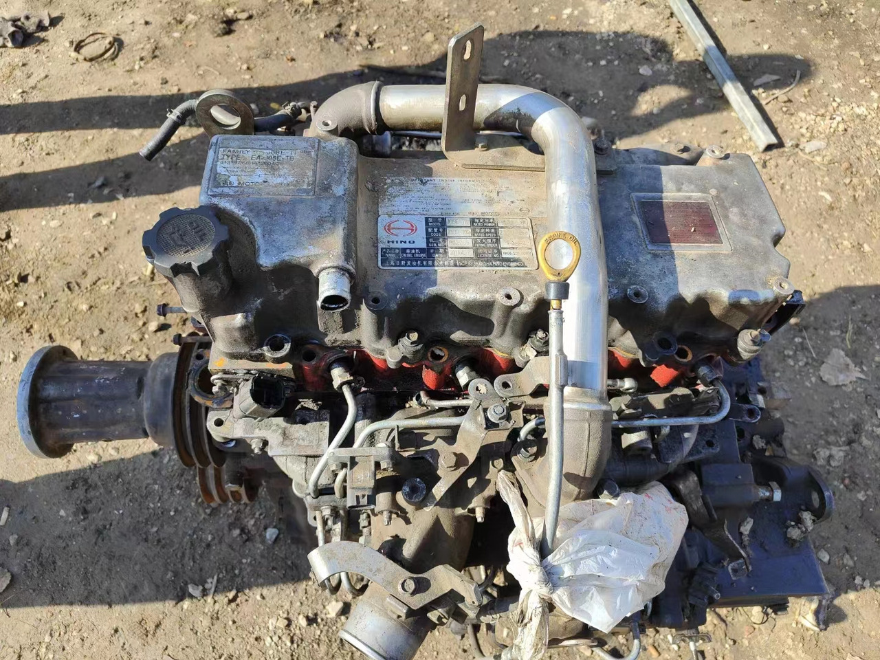 HINO J05E - Мотор за Багер: слика 1 HINO J05E - Мотор за Багер: слика 1