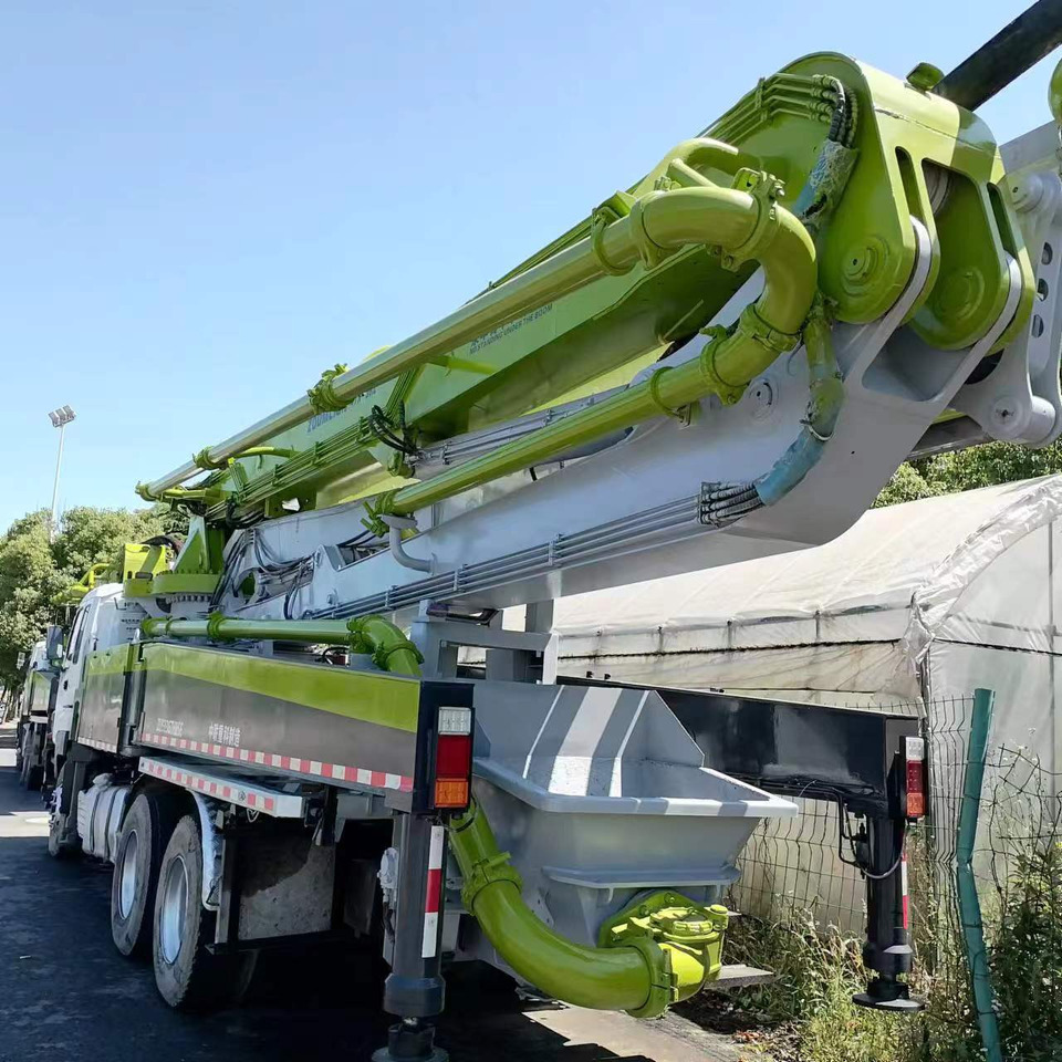 ISUZU 47 meters,6×4 - Миксер пумпа: слика 1 ISUZU 47 meters,6×4 - Миксер пумпа: слика 1