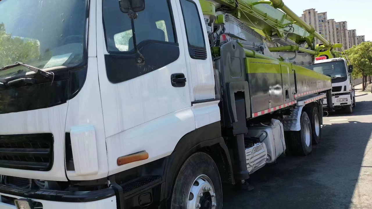 ISUZU 47 meters,6×4 - Миксер пумпа: слика 2 ISUZU 47 meters,6×4 - Миксер пумпа: слика 2