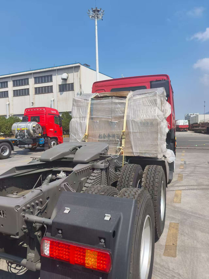 Howo 430 - Камион влекач: слика 4 Howo 430 - Камион влекач: слика 4