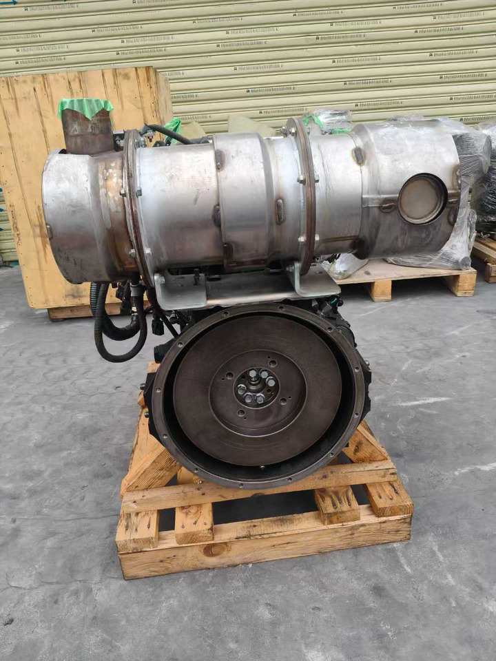 MITSUBISHI D04EG - Мотор за Багер: слика 4 MITSUBISHI D04EG - Мотор за Багер: слика 4
