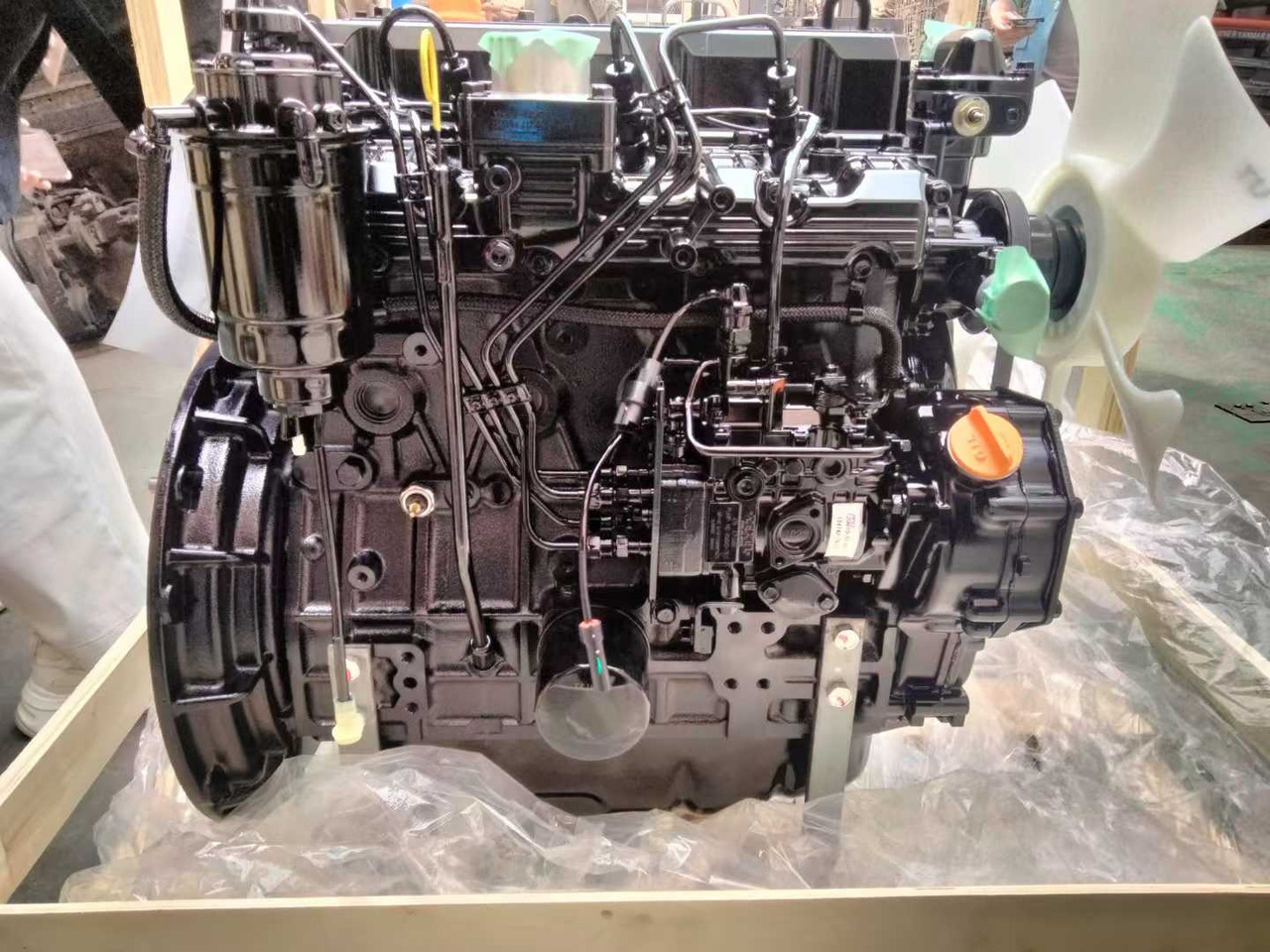 YANMAR 4TNE98 - Мотор за Багер: слика 3 YANMAR 4TNE98 - Мотор за Багер: слика 3