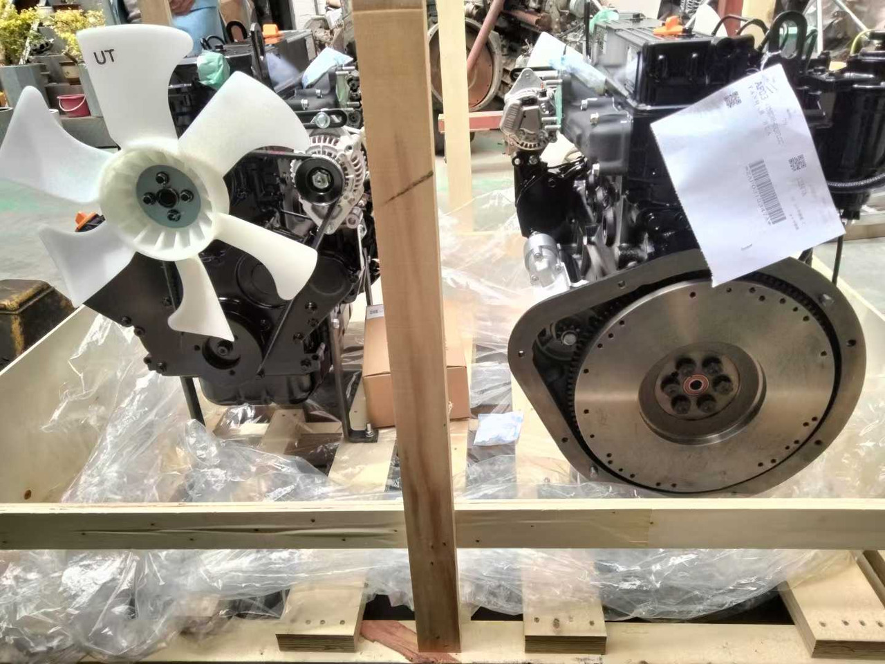 YANMAR 4TNE98 - Мотор за Багер: слика 5 YANMAR 4TNE98 - Мотор за Багер: слика 5