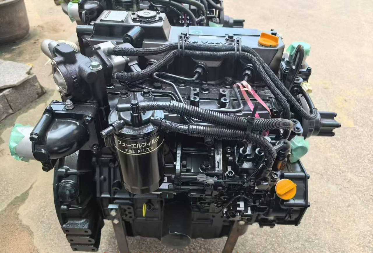YANMAR 4TNV98 - Мотор за Багер: слика 4 YANMAR 4TNV98 - Мотор за Багер: слика 4