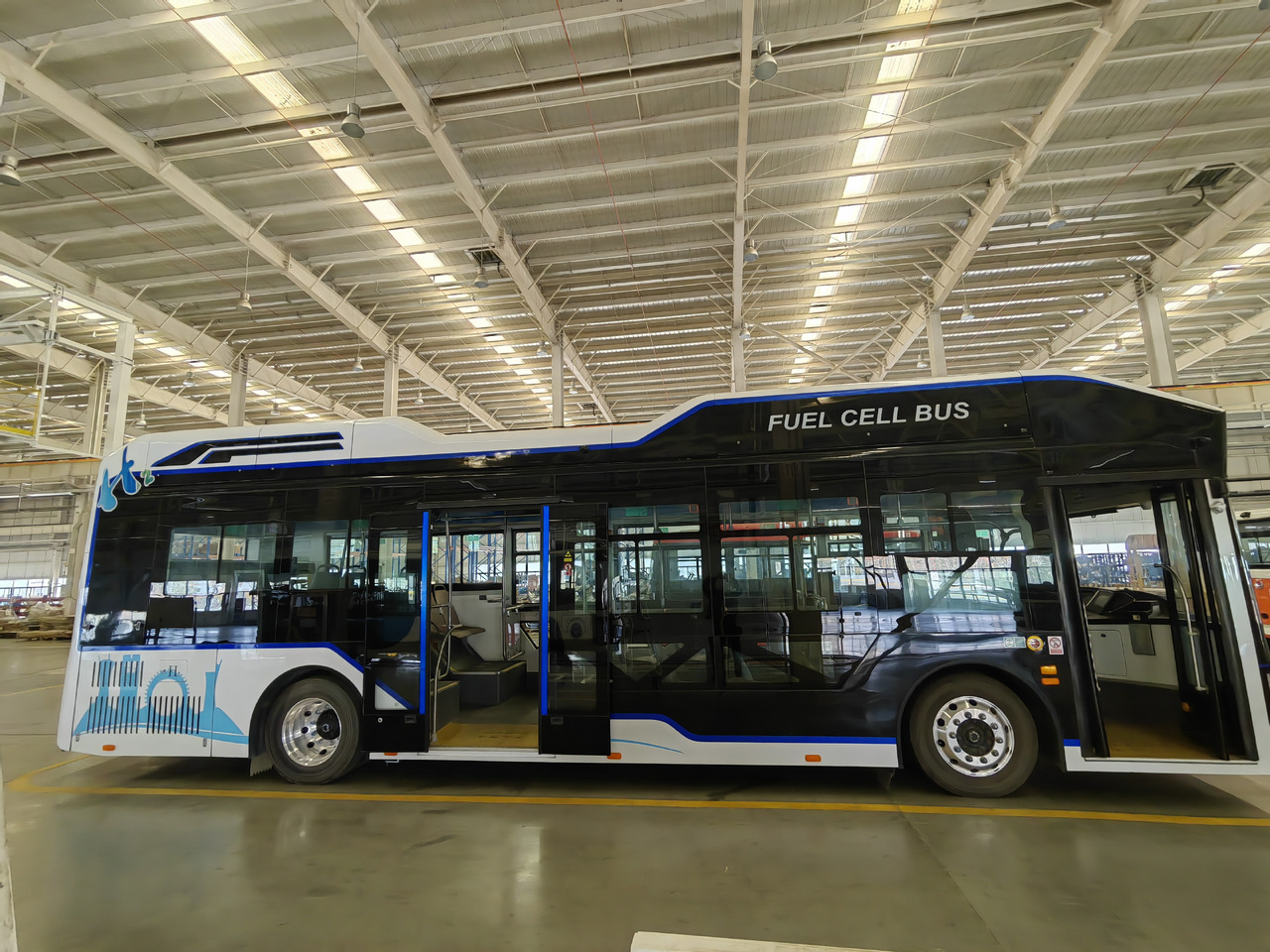 Fuel cell bus - Градски автобус: слика 2 Fuel cell bus - Градски автобус: слика 2