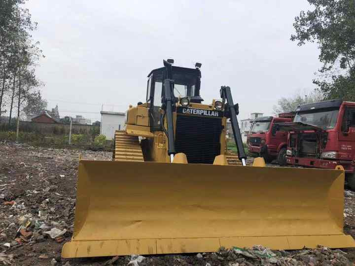 CAT High Quality Used Machinery , Original D6h Cat Bulldozer , Winch Attached Cat Bulldozer - Булдожер: слика 3 CAT High Quality Used Machinery , Original D6h Cat Bulldozer , Winch Attached Cat Bulldozer - Булдожер: слика 3