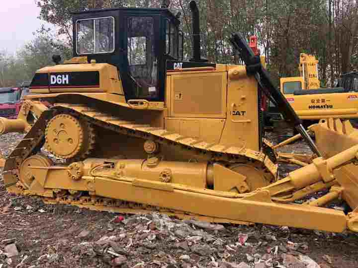 CAT High Quality Used Machinery , Original D6h Cat Bulldozer , Winch Attached Cat Bulldozer - Булдожер: слика 2 CAT High Quality Used Machinery , Original D6h Cat Bulldozer , Winch Attached Cat Bulldozer - Булдожер: слика 2