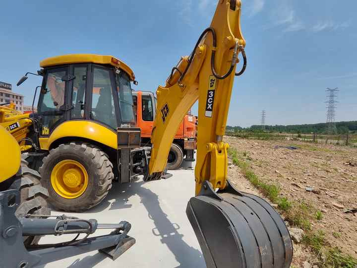 Cheap Price JCB 3CX Backhoe Loader in Excellent Condition for Sale JCB3CX JCB 4CX Available for Sale - Ровокопач: слика 2 Cheap Price JCB 3CX Backhoe Loader in Excellent Condition for Sale JCB3CX JCB 4CX Available for Sale - Ровокопач: слика 2