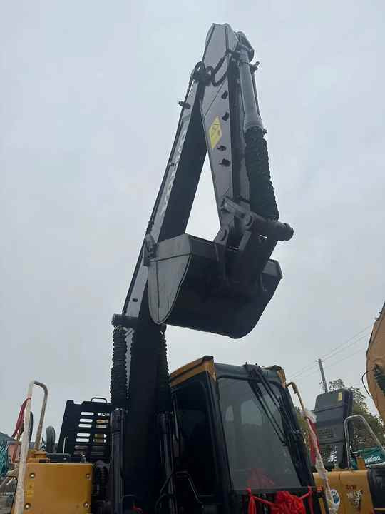 China Brand Used VOLVO EC140 Mini Excavator 6ton Crawler Earth Digger Machine for Sale - Багер гасеничар: слика 5 China Brand Used VOLVO EC140 Mini Excavator 6ton Crawler Earth Digger Machine for Sale - Багер гасеничар: слика 5