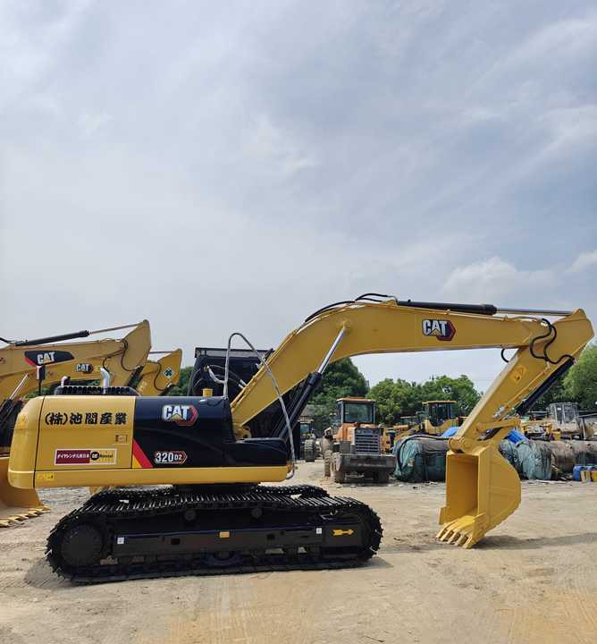 Good Condition Used Cat Excavator 320D2 Caterpillar Second Hand Excavator 312D 315D 320d for Sale - Багер гасеничар: слика 4 Good Condition Used Cat Excavator 320D2 Caterpillar Second Hand Excavator 312D 315D 320d for Sale - Багер гасеничар: слика 4