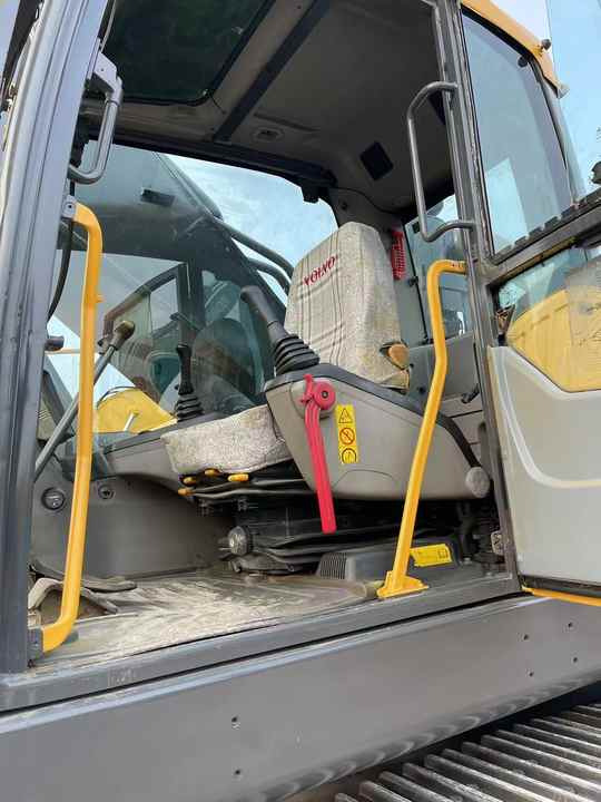 Good Condition VOLVO EC480DL Excavator Low Price Large Hydraulic Crawler Excavator volvo 480dl for Sale - Багер гасеничар: слика 2 Good Condition VOLVO EC480DL Excavator Low Price Large Hydraulic Crawler Excavator volvo 480dl for Sale - Багер гасеничар: слика 2