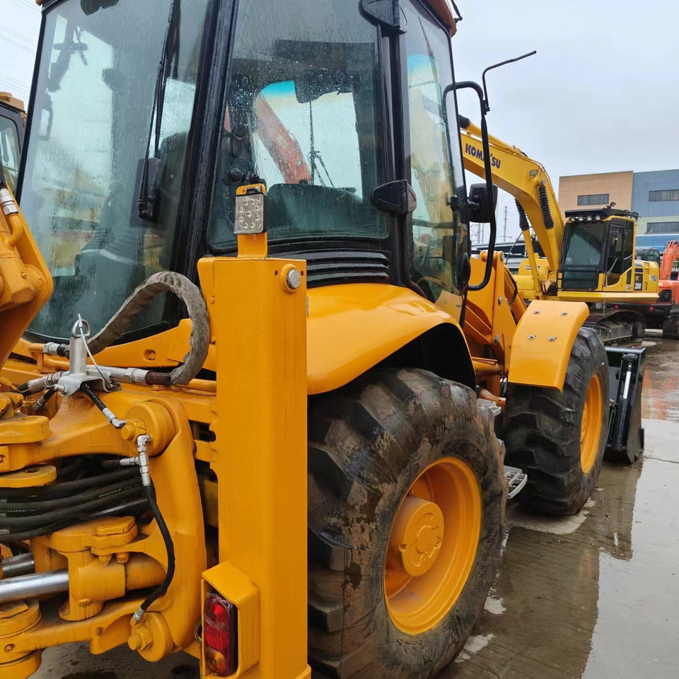 JCB used backhoe JCB4CX high quality - Градежна машина: слика 3 JCB used backhoe JCB4CX high quality - Градежна машина: слика 3