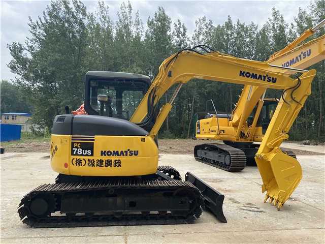 High Quality Used Crawler Excavator komatsu Pc78 Pc128 Pc138 Pc200-8 Pc220-8 Pc240-8 Excavator - Багер гасеничар: слика 3 High Quality Used Crawler Excavator komatsu Pc78 Pc128 Pc138 Pc200-8 Pc220-8 Pc240-8 Excavator - Багер гасеничар: слика 3