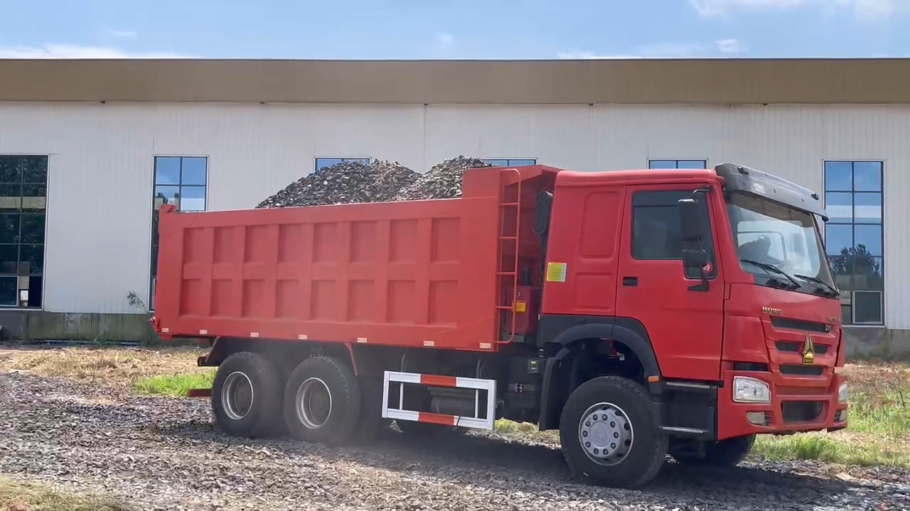 Howo 6*4 10 wheelers Second Hand Dump Truck Used - Камион сандучар: слика 2 Howo 6*4 10 wheelers Second Hand Dump Truck Used - Камион сандучар: слика 2