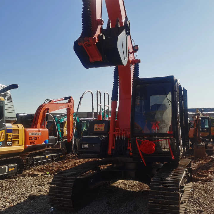 Japan Original Hitachi ZX120 Crawler Excavator Perfect for Various Projects Available Used Excavators for Sale - Багер гасеничар: слика 5 Japan Original Hitachi ZX120 Crawler Excavator Perfect for Various Projects Available Used Excavators for Sale - Багер гасеничар: слика 5
