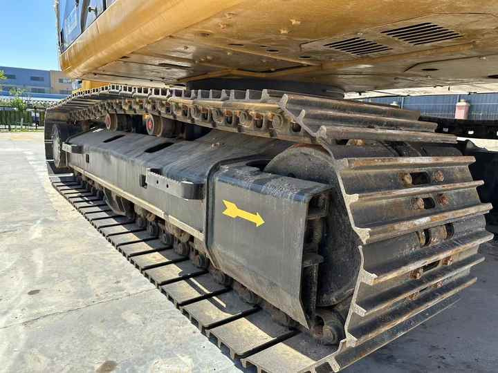 Reasonable Price Japan Original 330d2 Caterpillar Excavator CAT USED 329D2 320D2 325D 315D Excavator - Багер гасеничар: слика 5 Reasonable Price Japan Original 330d2 Caterpillar Excavator CAT USED 329D2 320D2 325D 315D Excavator - Багер гасеничар: слика 5