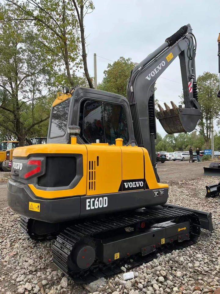 Second-hand Excavator Popular Hotsale VOLVO EC60D MINI - Мини багер: слика 1 Second-hand Excavator Popular Hotsale VOLVO EC60D MINI - Мини багер: слика 1