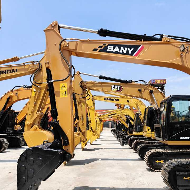 USED Chinese Brand Sany 155c Excavator with Good Condition for Sale - Багер: слика 3 USED Chinese Brand Sany 155c Excavator with Good Condition for Sale - Багер: слика 3