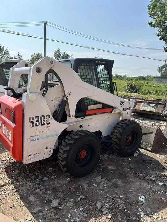 Used Bob Cat Bob Cat S300 Used Skid Steer Wheel Loader Multifunctional Track Loaders Bobcat - Натоварувач на тркала: слика 3 Used Bob Cat Bob Cat S300 Used Skid Steer Wheel Loader Multifunctional Track Loaders Bobcat - Натоварувач на тркала: слика 3