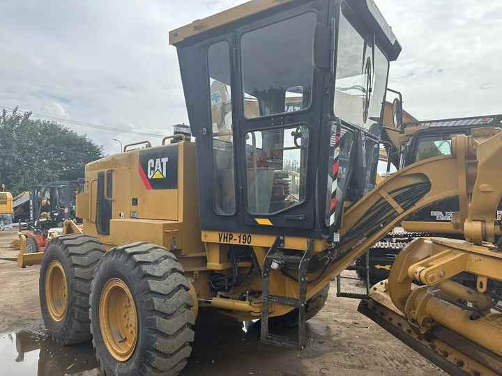 Used Caterpillar CAT 140k Land Road Motor Grader CAT140k Used Grader Cheap Price for Sale - Порамнувач: слика 5 Used Caterpillar CAT 140k Land Road Motor Grader CAT140k Used Grader Cheap Price for Sale - Порамнувач: слика 5
